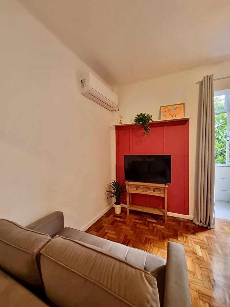 Apartment Loft Espacoso A 300m Da *